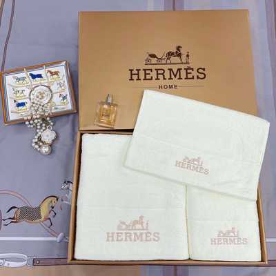 Набор полотенец Hermes с вышивкой - Молочное